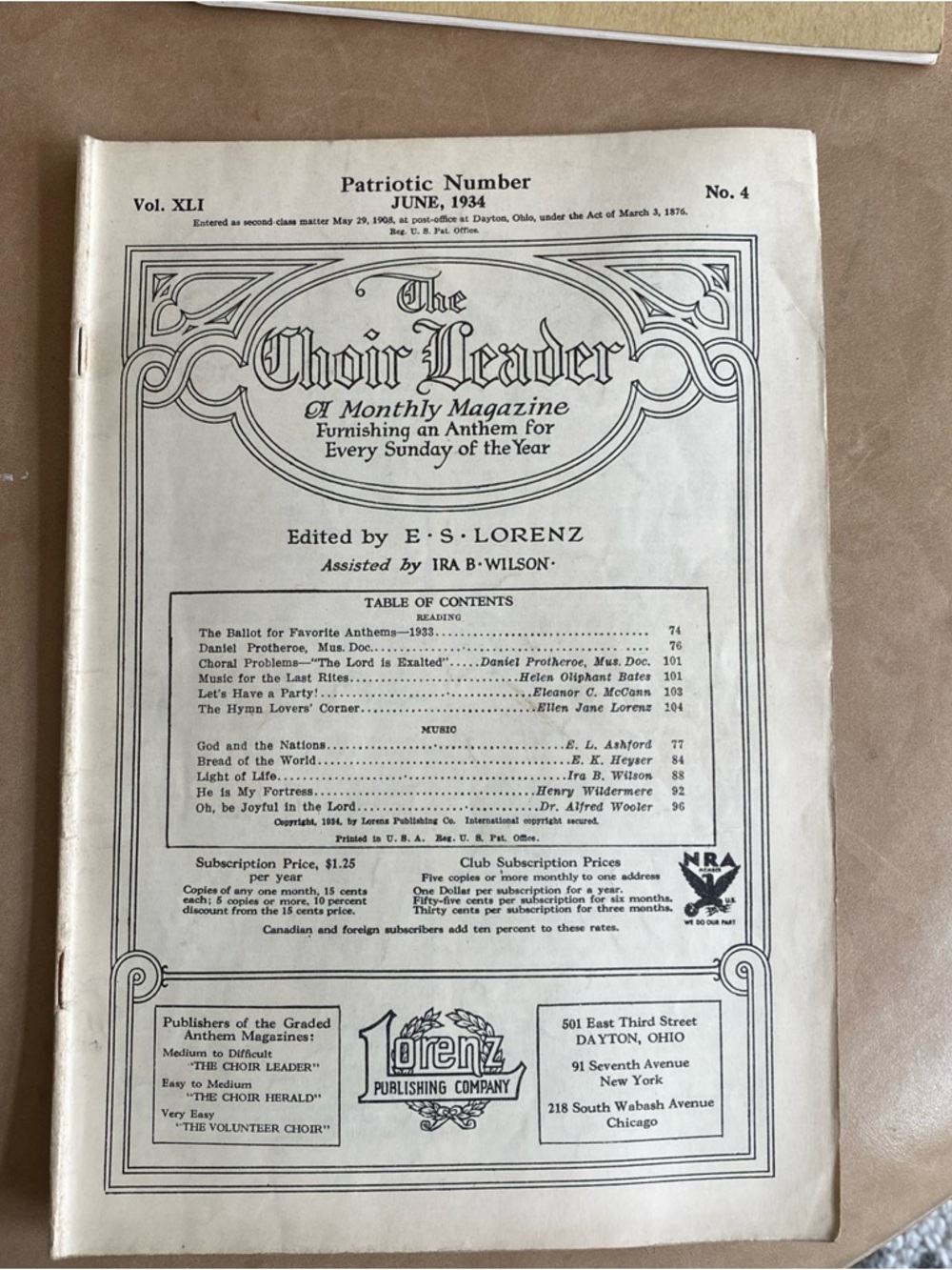 The Choir Leader Monthly Magazine - White Cover